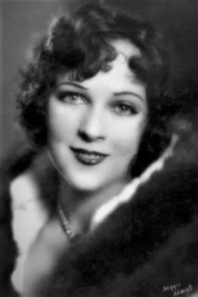 Фото  (Majel Coleman)