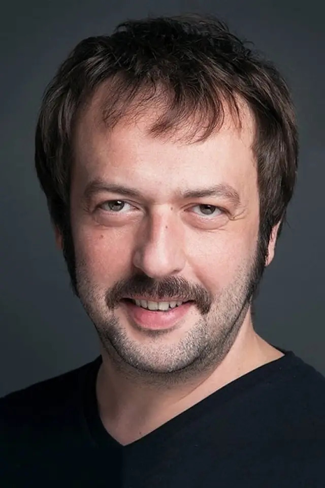 Фото Окан Ялабик (Okan Yalabık)