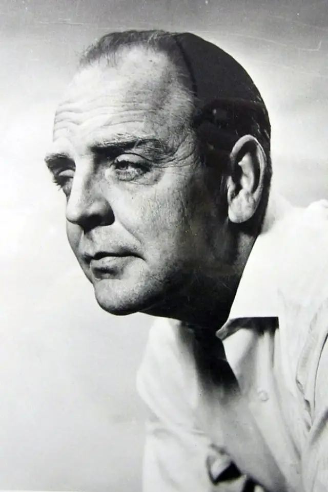 Фото  (William Inge)