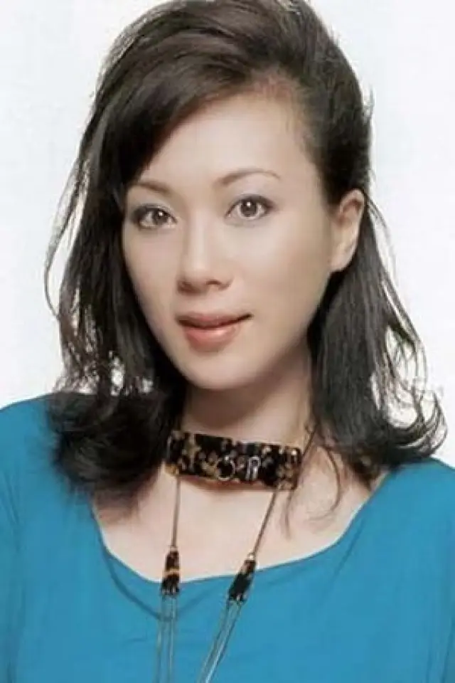 Фото  (Maggie Cheung Hoh-Yee)