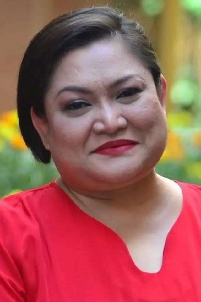 Фото  (Adibah Noor)