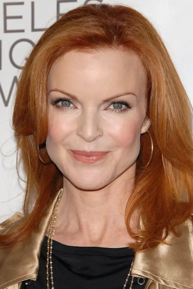 Фото  (Marcia Cross)