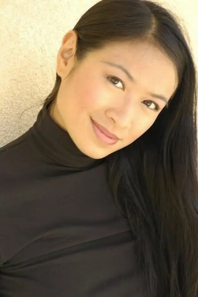 Фото  (Gillian Tan)