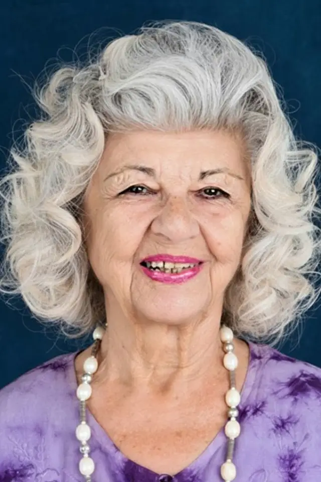 Фото  (Jeyan Mahfi Tözüm)