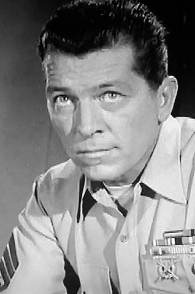 Фото  (Buck Young)