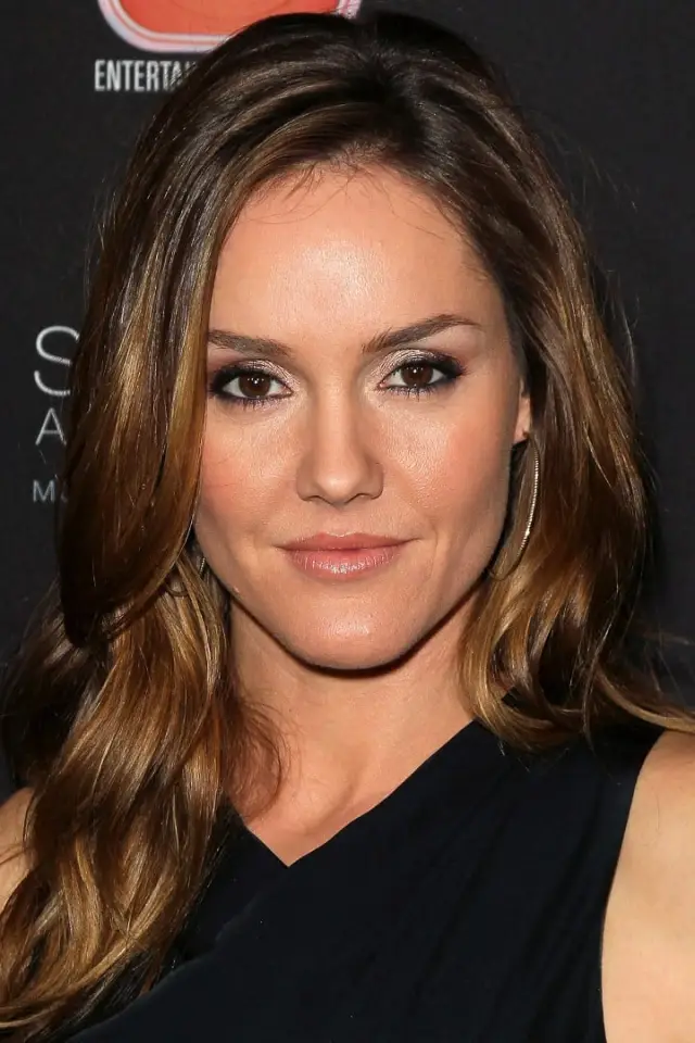 Фото Ерінн Геєс (Erinn Hayes)