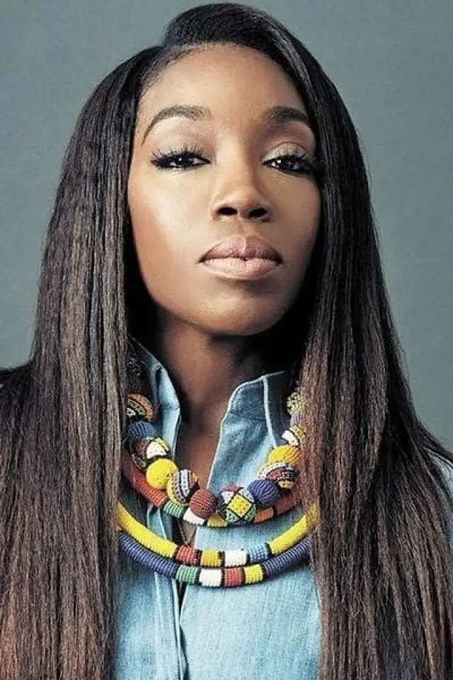 Фото Естель (Estelle)