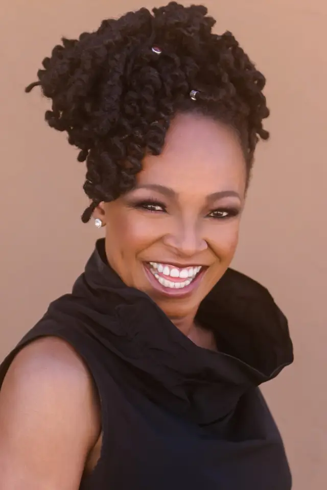 Фото Сіда Гарретт (Siedah Garrett)