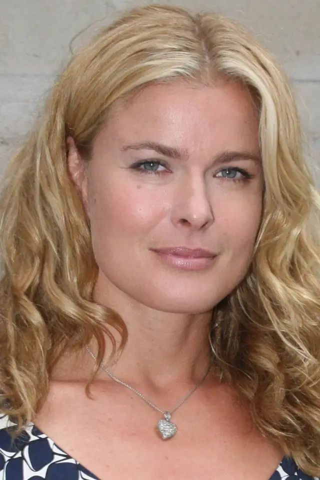 Фото  (Vendela Kirsebom)