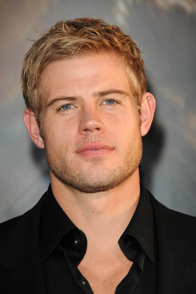 Фото Тревор Донован (Trevor Donovan)