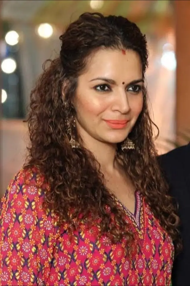 Фото  (Shweta Kawatra)
