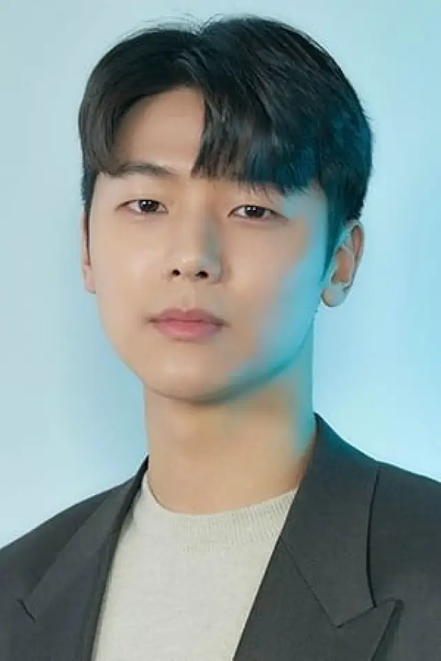 Фото Кан Мін Хьок (Kang Min-hyuk)