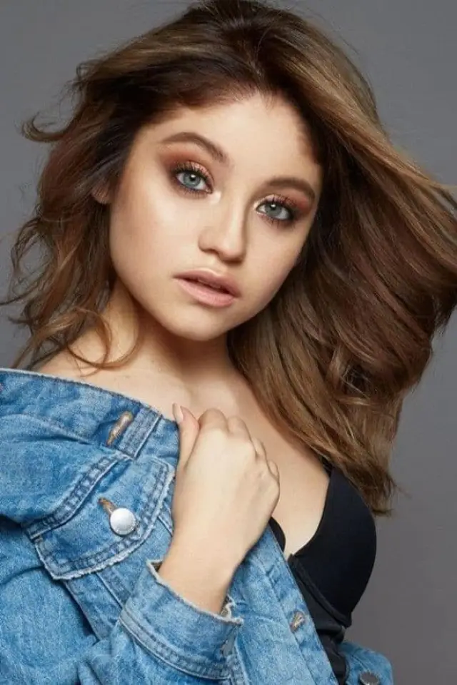 Фото Кароль Севілья (Karol Sevilla)
