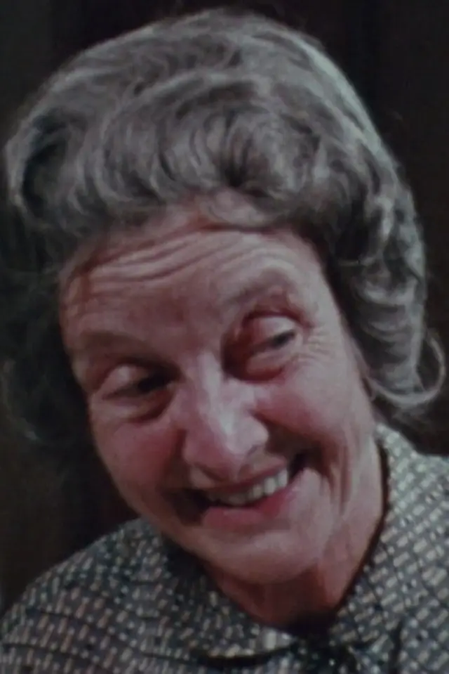Фото  (Edna MacAfee)