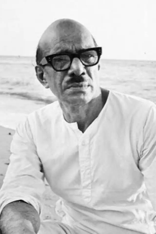 Фото  (Vaikom Muhammad Basheer)