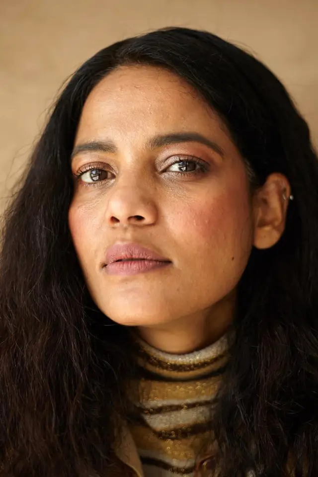 Фото Пріянка Босе (Priyanka Bose)