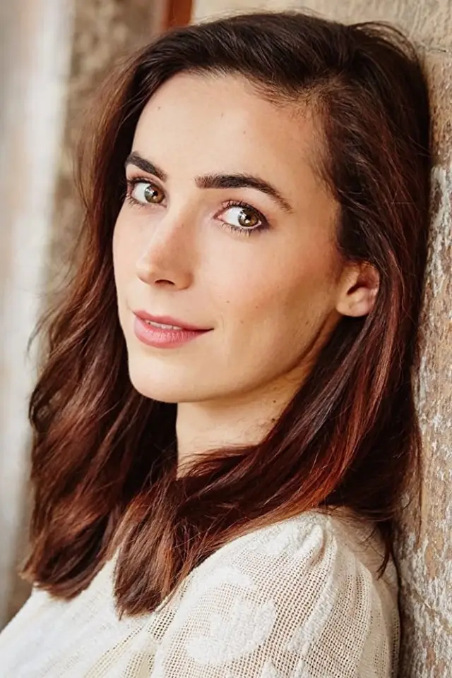 Фото Джеральдін Гейквілл (Geraldine Hakewill)