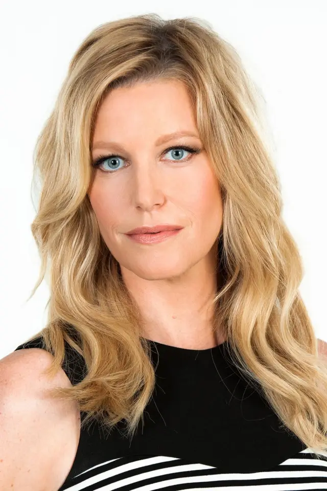 Фото Анна Ґанн (Anna Gunn)