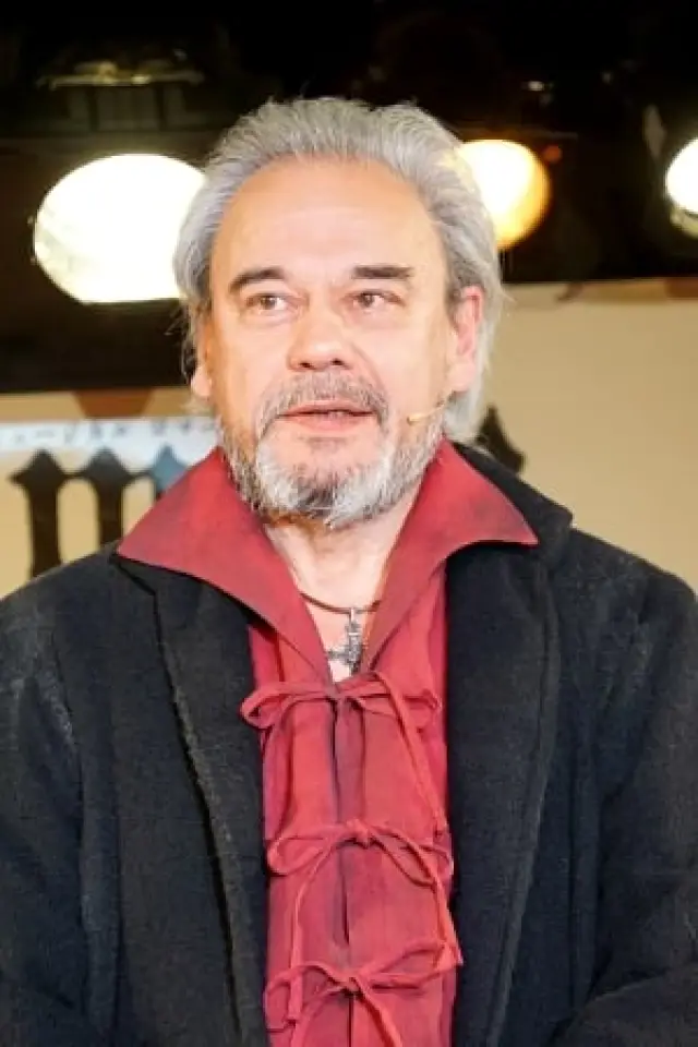 Фото Джіро Дан (Jiro Dan)