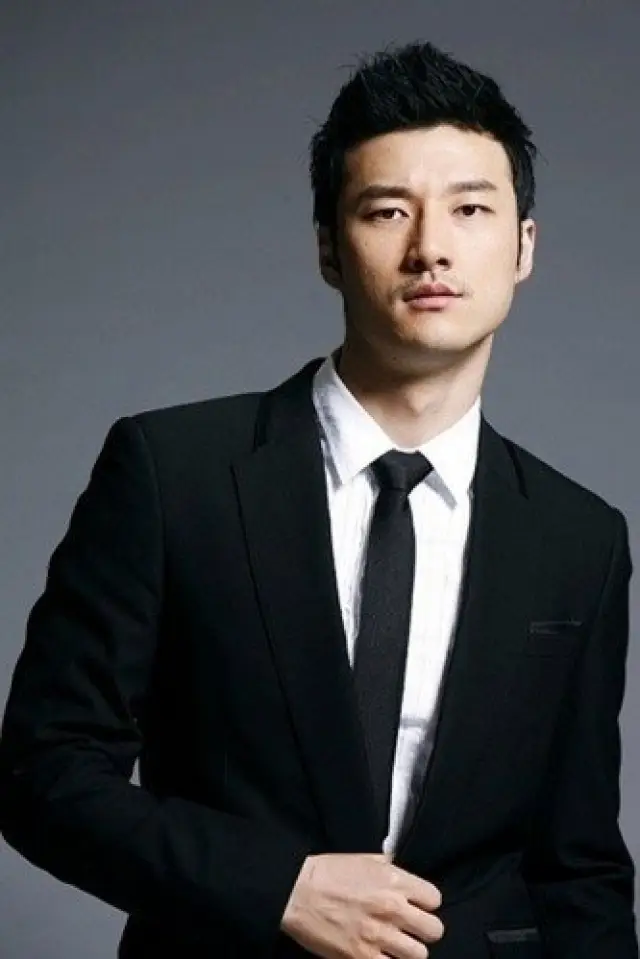 Фото  (Cha Do-jin)