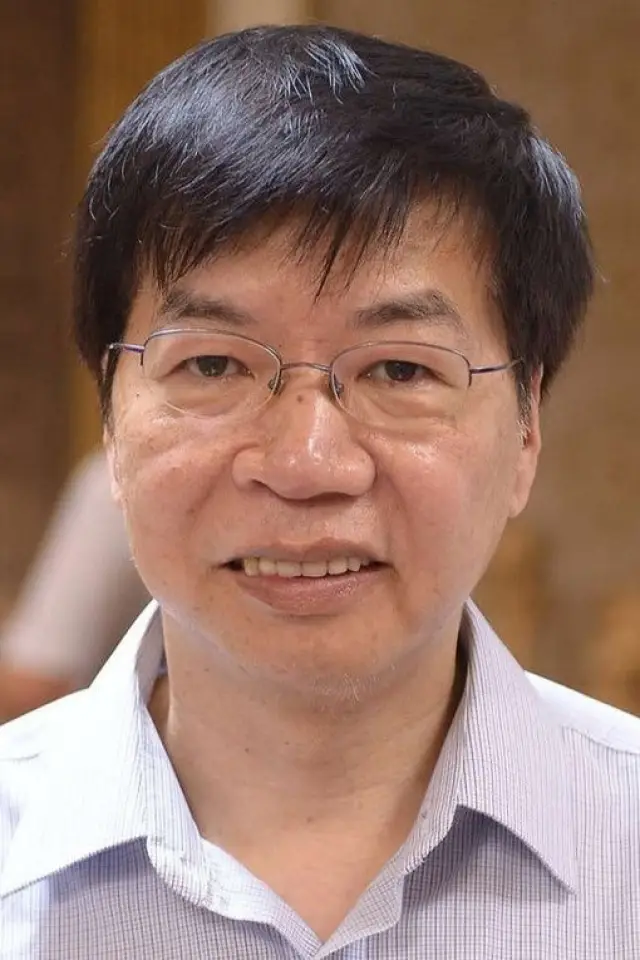 Фото  (Cheung Wa-Biu)
