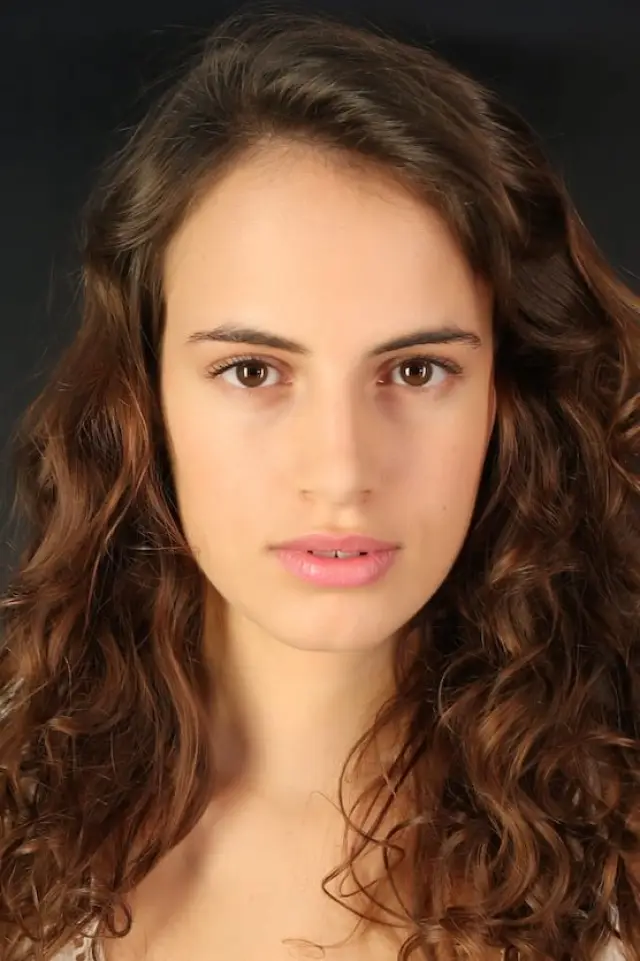 Фото  (Angela Curri)