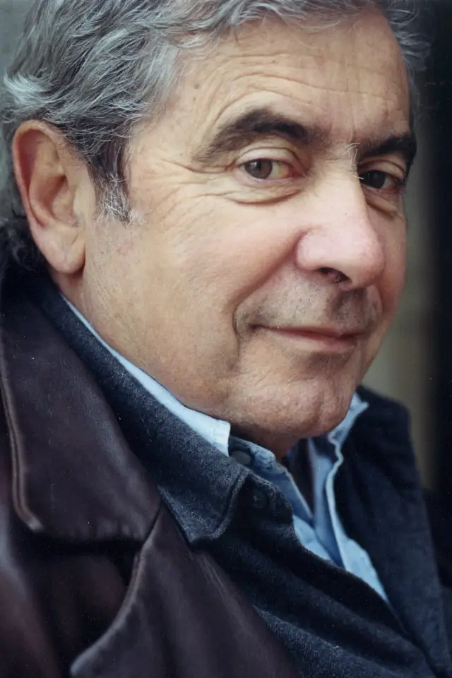 Фото  (Gérard Lauzier)