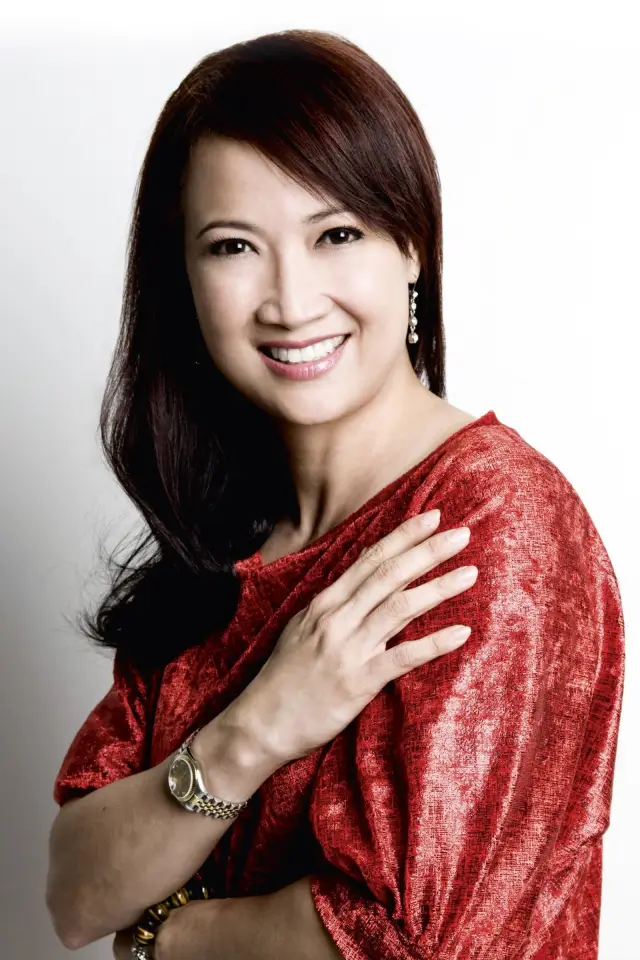 Фото  (Hong Huifang)