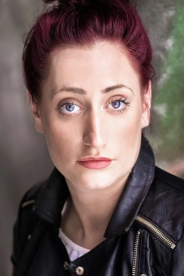 Фото Лорен Соча (Lauren Socha)