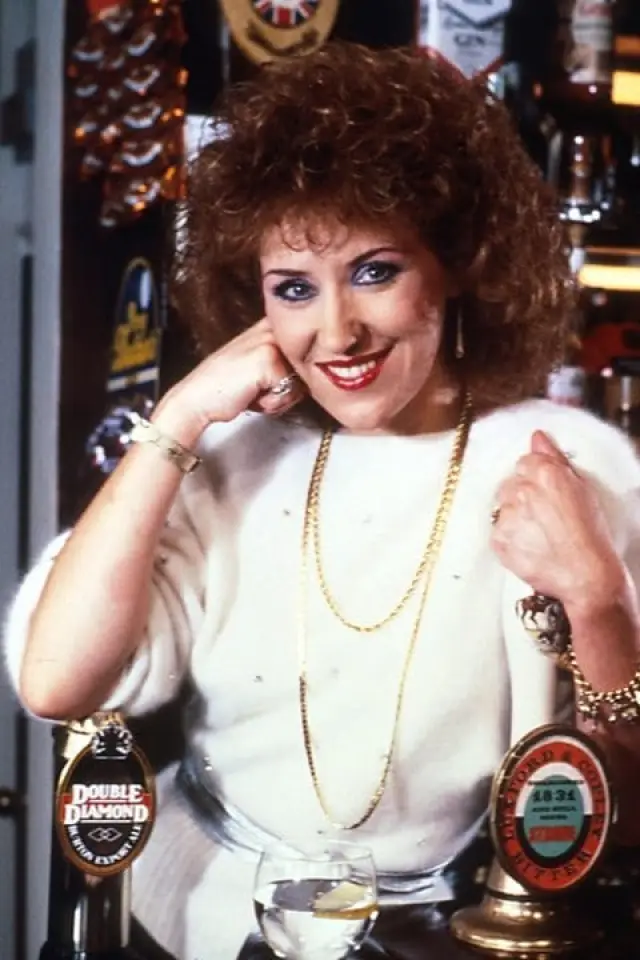 Фото  (Anita Dobson)