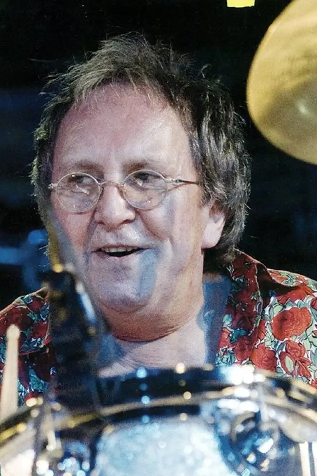 Фото  (Mitch Mitchell)