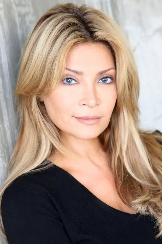 Фото Сінді Валентайн Леоне (Cindy Valentine Leone)