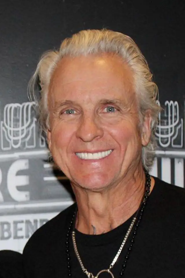 Фото  (Neil Giraldo)