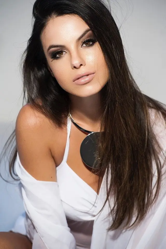 Фото  (Sthefany Brito)