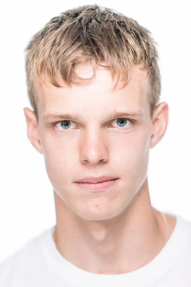 Фото Фінн Беннетт (Finn Bennett)