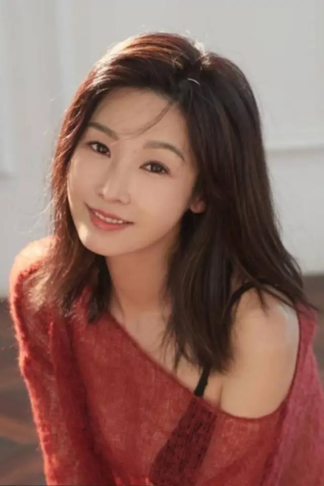 Фото  (Maggie Poon Mei-Kei)