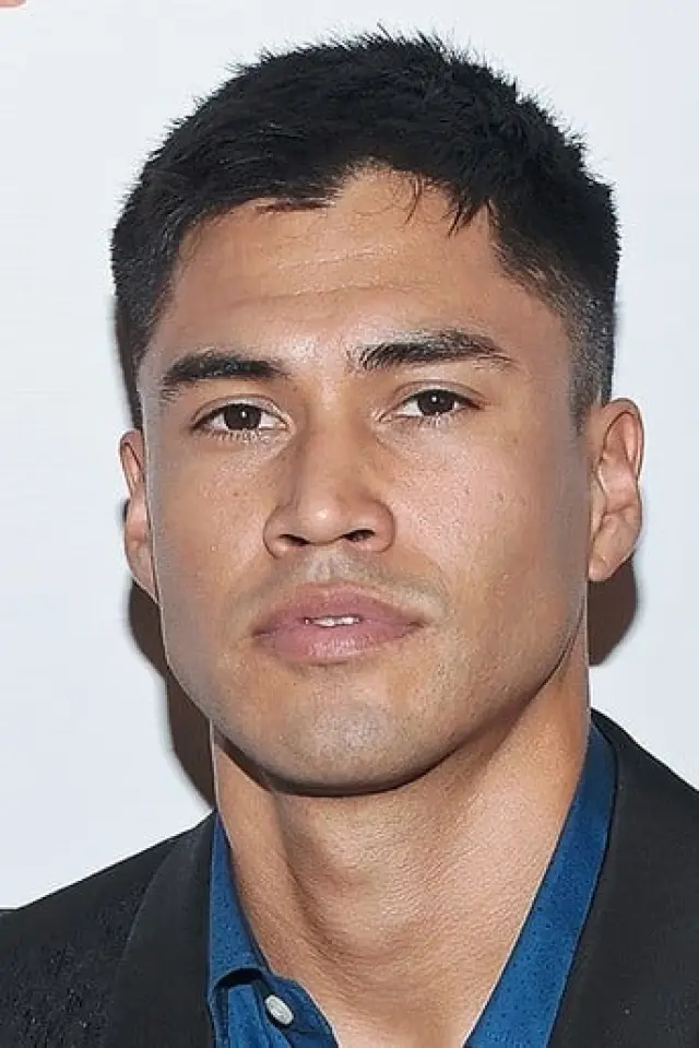Фото Мартін Сенсмейєр (Martin Sensmeier)