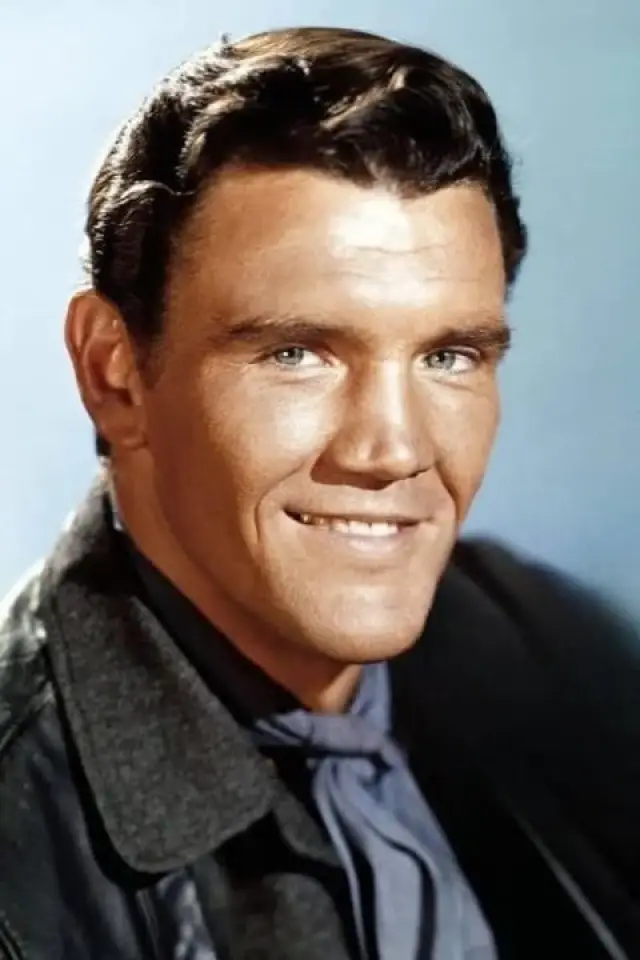 Фото  (David Canary)