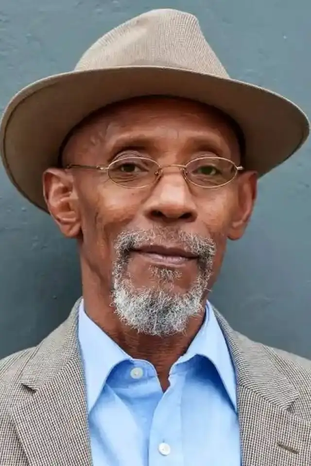 Фото  (Linton Kwesi Johnson)