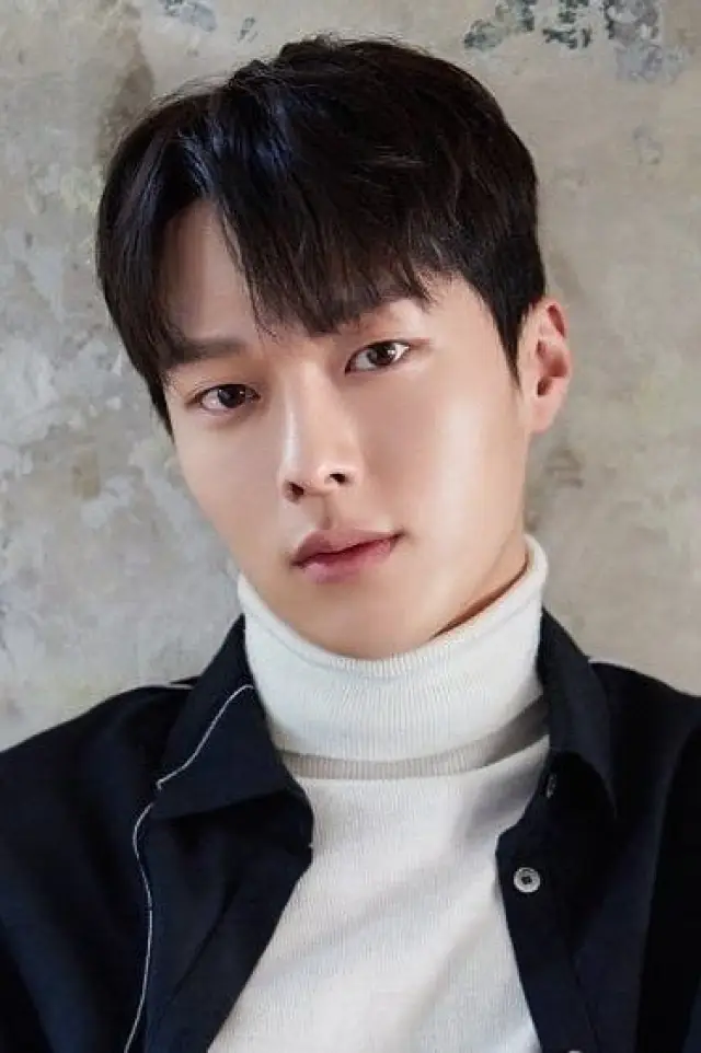 Фото Чан Кі Йон (Jang Ki-yong)