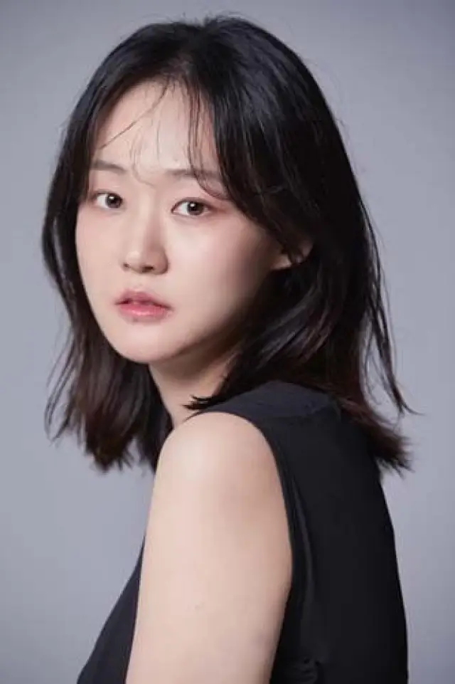 Фото Пак Є-йон (Park Ye-yeong)