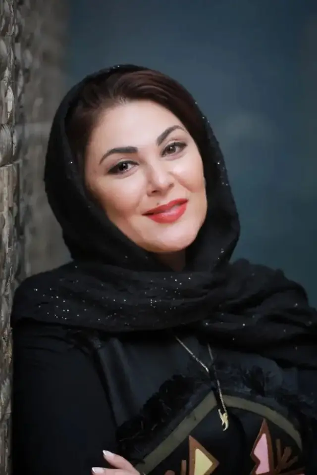 Фото  (Laleh Eskandari)