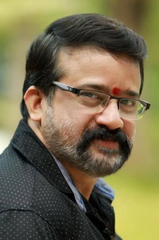 Фото Мукундан Менон (Mukundan Menon)