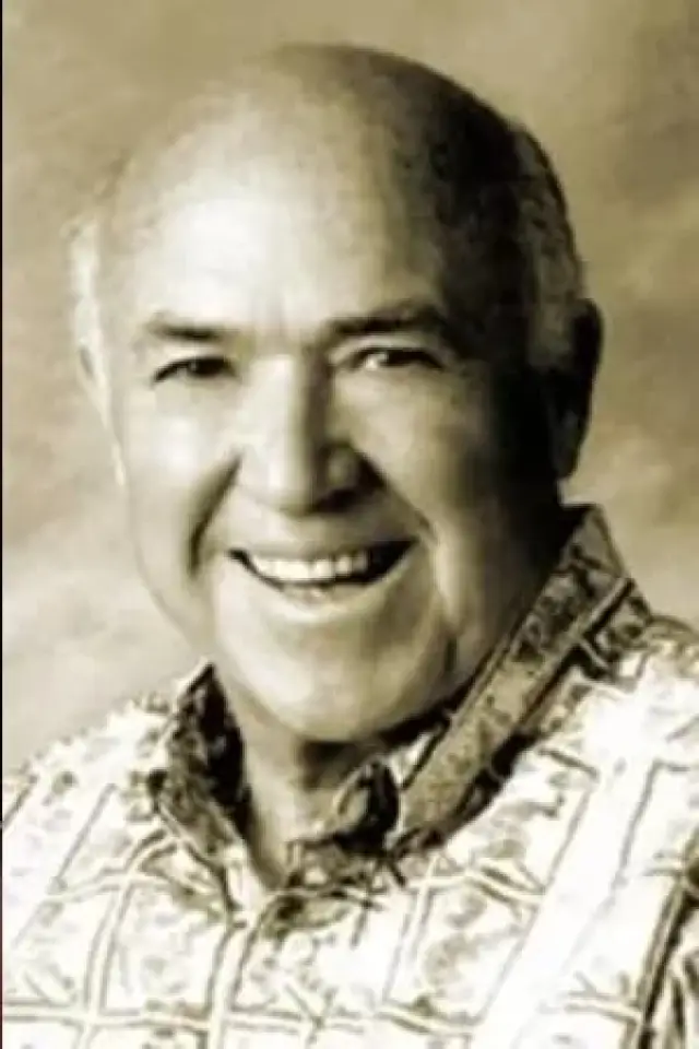 Фото  (Chuck Smith Sr.)