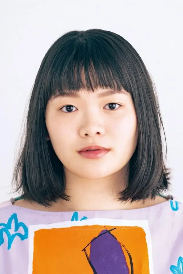 Фото Міу Томіта (Miu Tomita)