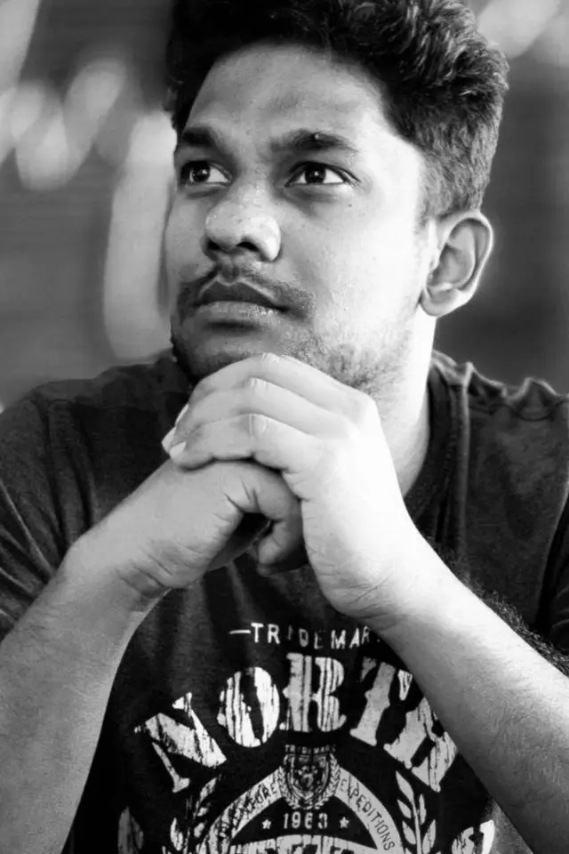 Фото  (Vignesh Raja)
