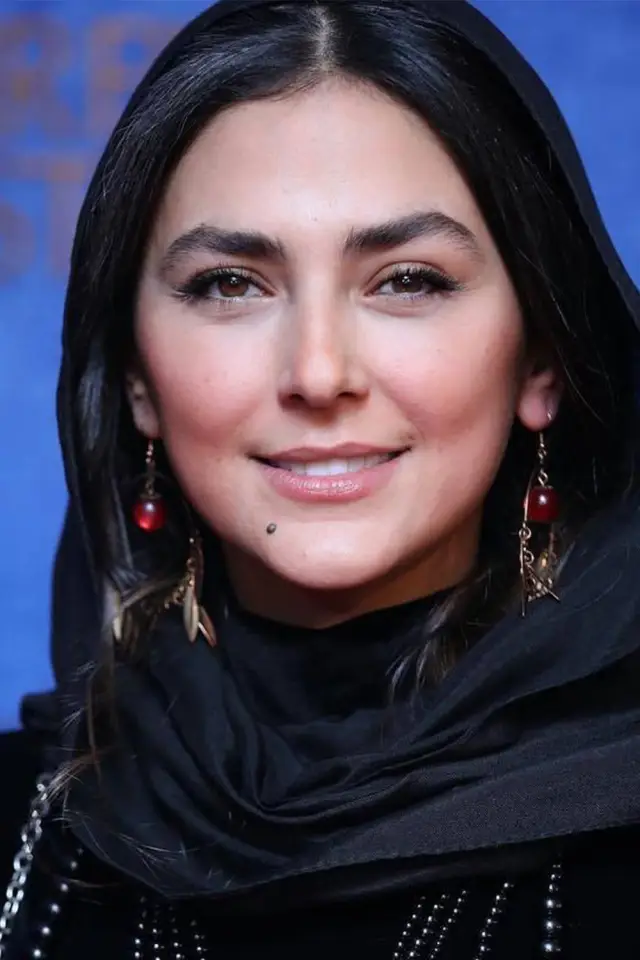 Фото  (Hoda Zeinolabedin)