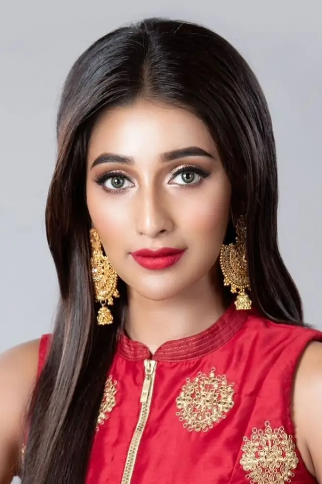 Фото  (Sayantika Banerjee)