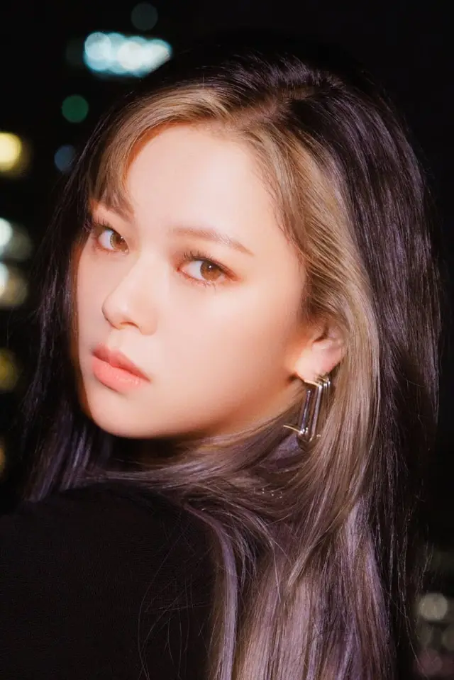 Фото Юн Чон-йон (JEONGYEON)
