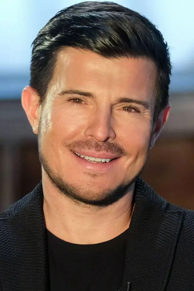 Фото  (Vincent Niclo)